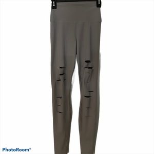 Alo Yoga High-Waist Ripped Warrior Legging Gray